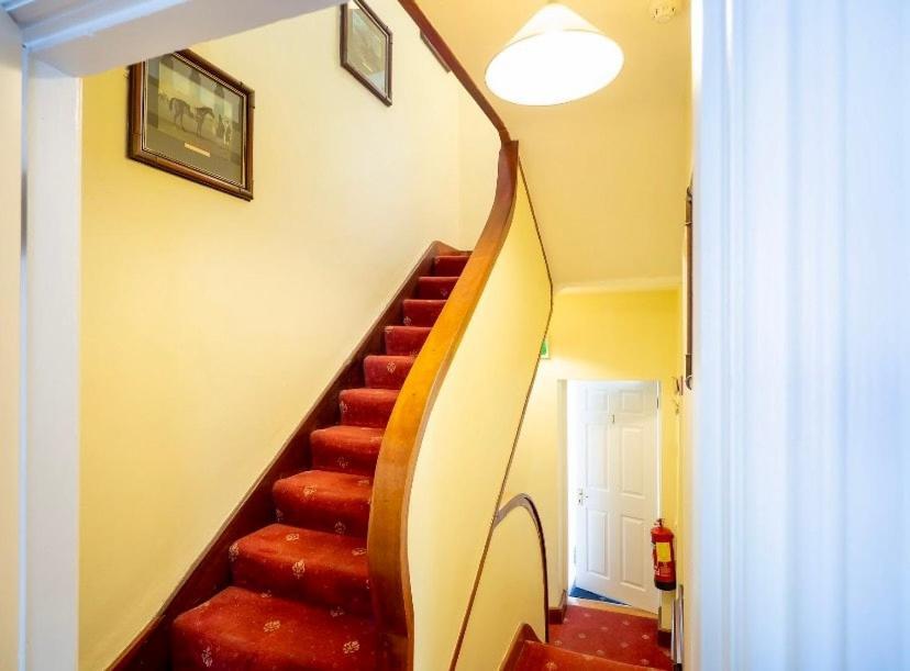 White Heather House Clifden Town Square المظهر الخارجي الصورة