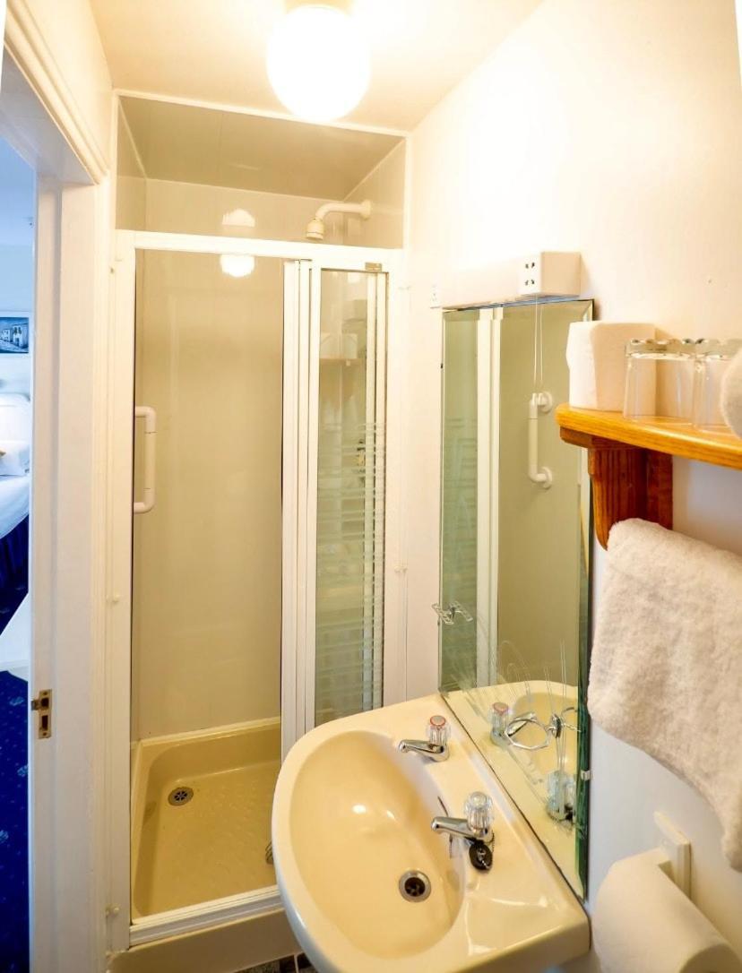 White Heather House Clifden Town Square المظهر الخارجي الصورة