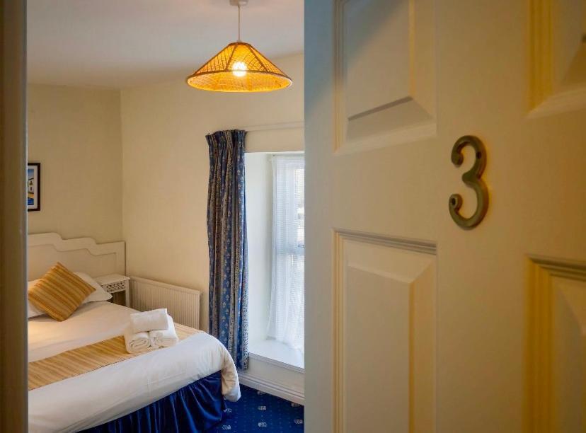 White Heather House Clifden Town Square المظهر الخارجي الصورة