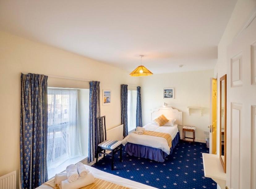White Heather House Clifden Town Square المظهر الخارجي الصورة