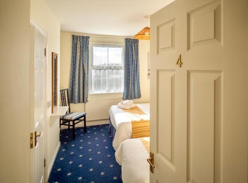 White Heather House Clifden Town Square المظهر الخارجي الصورة
