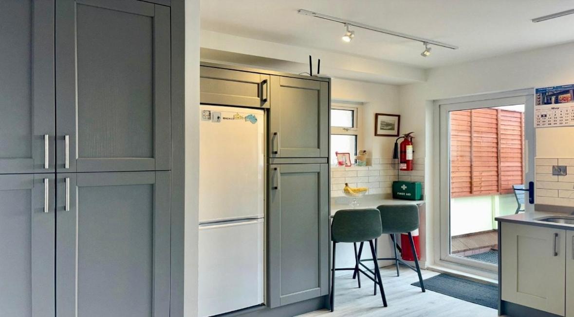 White Heather House Clifden Town Square المظهر الخارجي الصورة